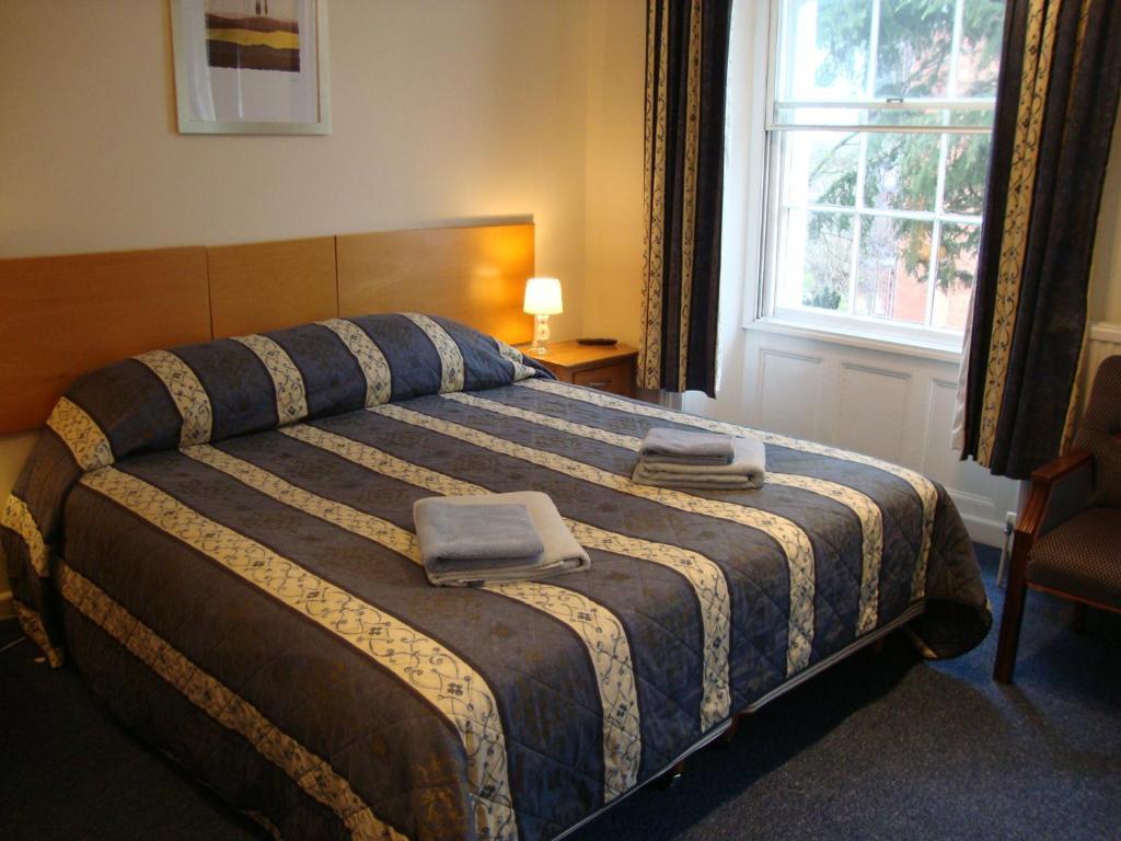 Clock Tower Hotel Exeter Room photo